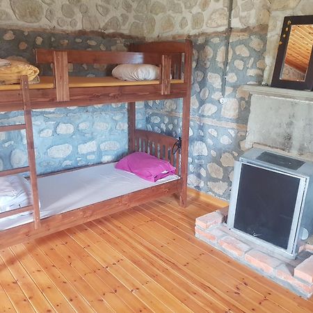 The House In The Village Pellumbas Luaran gambar